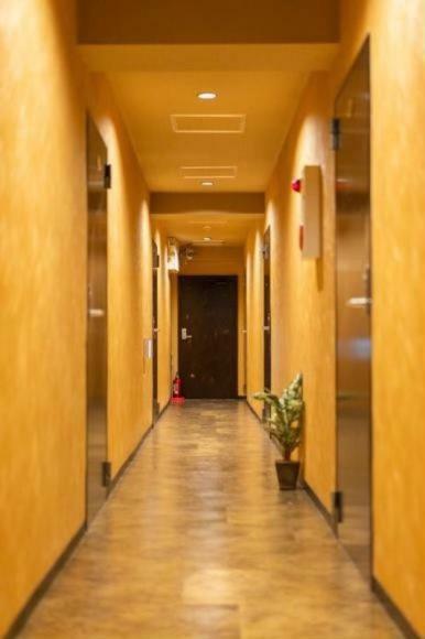 Hotel Himawari Осака Екстериор снимка